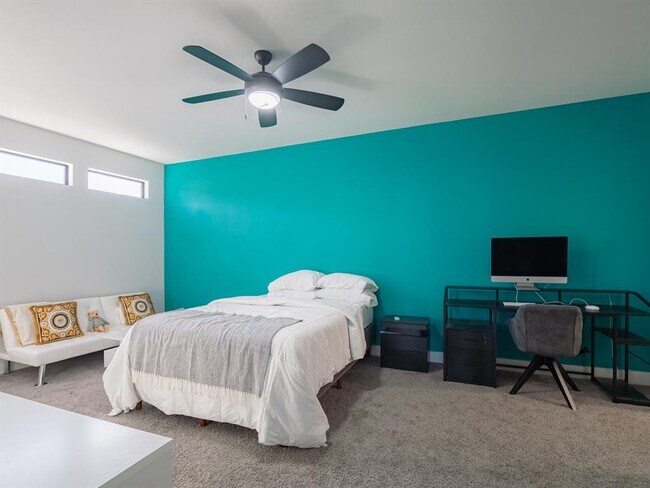 Building Photo - 14900 Copper Ridge Ln