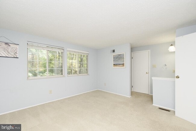 Building Photo - 11732 Mossy Creek Ln