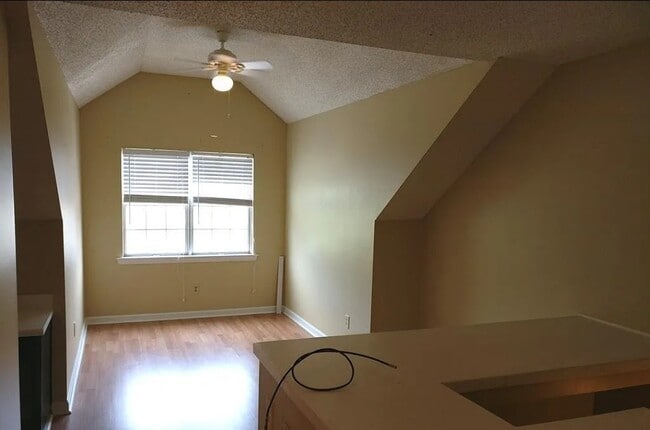 Building Photo - 2165 S Milledge Ave