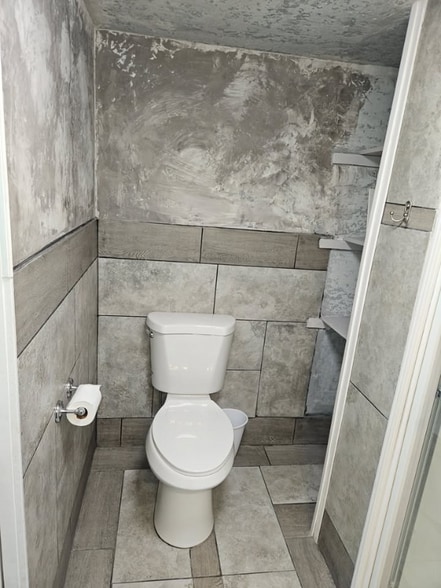 Building Photo - 168 Ross Dr