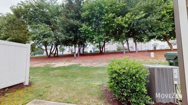 Building Photo - 1224 Garden Stone Dr