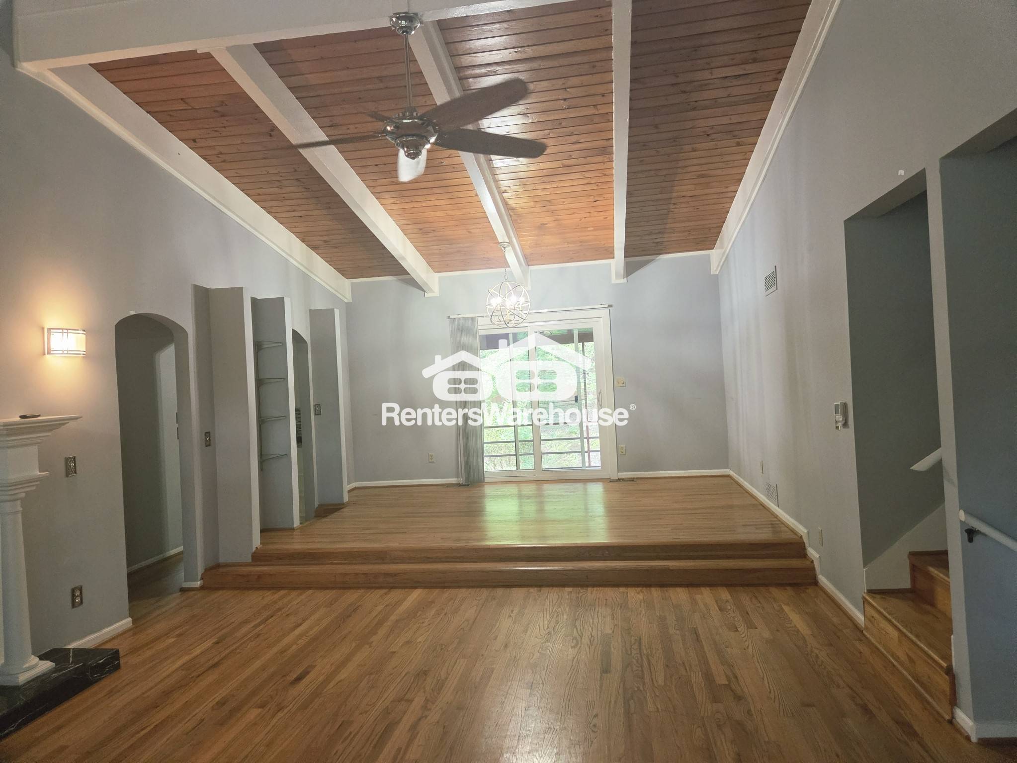 Building Photo - 4486 Poplar Terrace
