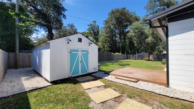 Building Photo - 620 NW 35th St
