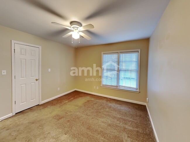 Building Photo - 1514 Shadow Ridge Cir