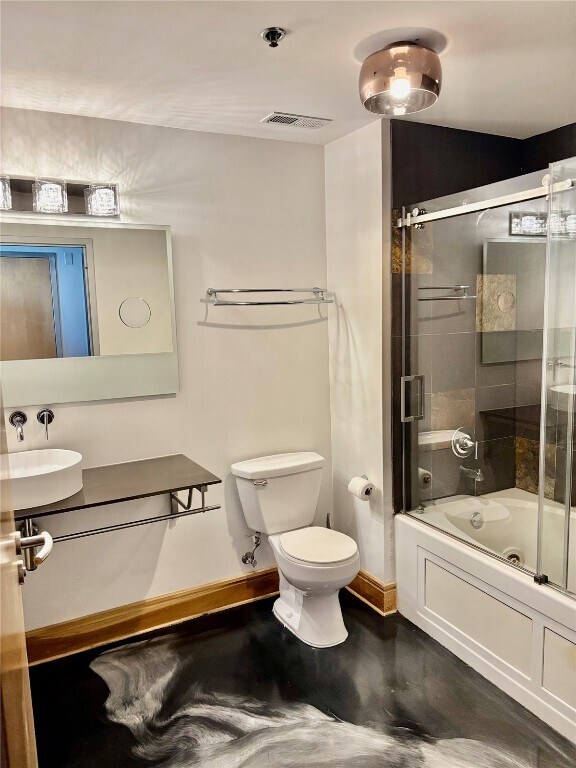 Building Photo - 2201 Locust St