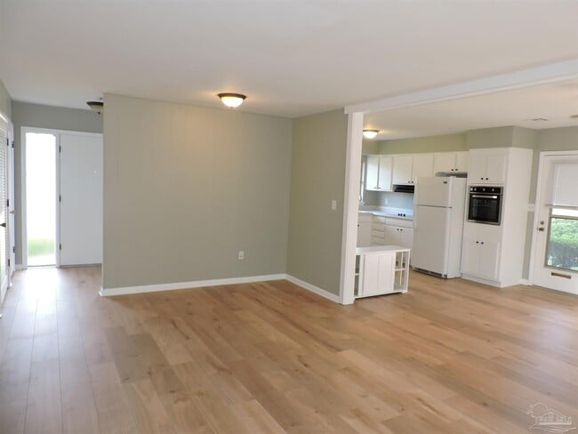 Building Photo - 3641 Cherry Laurel Dr