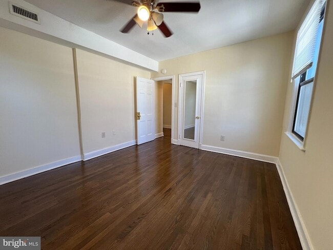 Building Photo - 5601 Colorado Ave NW