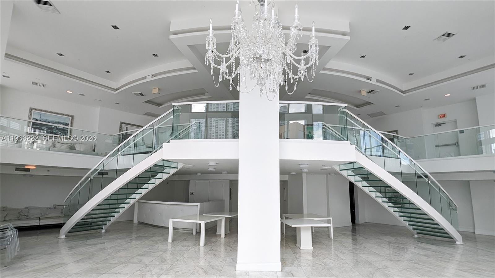 Building Photo - 350 S Miami Ave