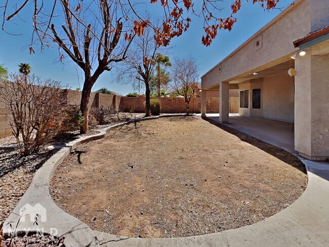 Building Photo - 17217 N Larkspur Ln