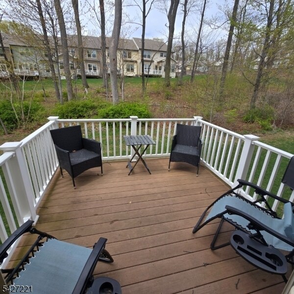 Building Photo - 76 Albert Ct