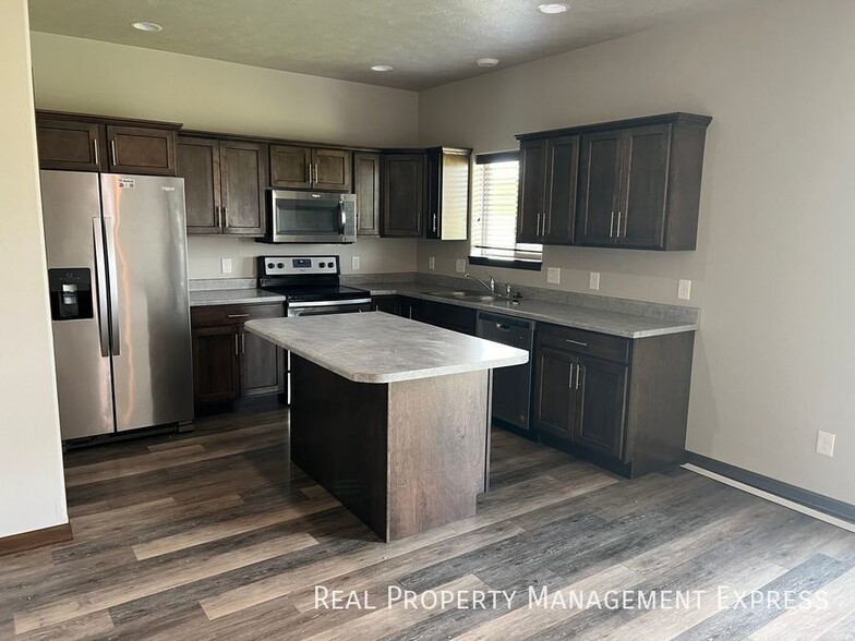 Building Photo - 5904 S Bounty Pl