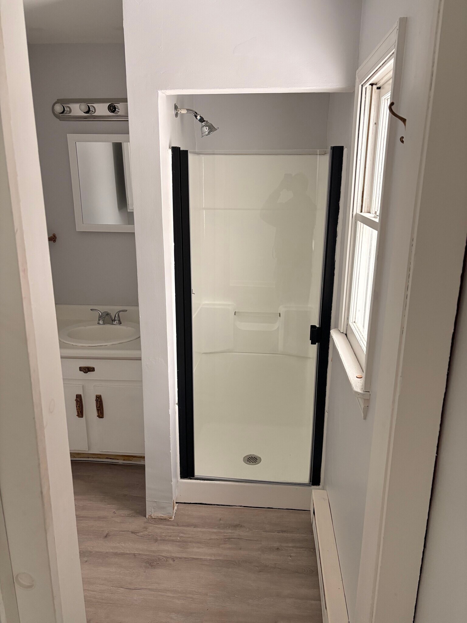 Building Photo - 66 Sea View Ave