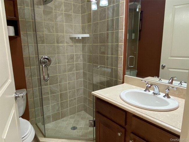 Building Photo - 16 Nicole Ct