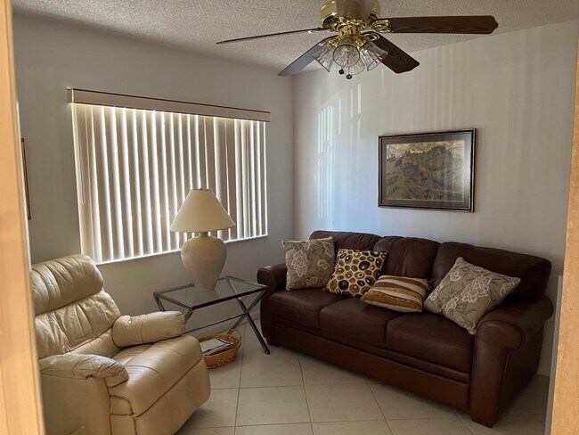 Building Photo - 7281 Amberly Ln