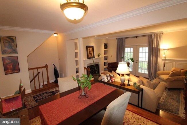 Building Photo - 9630 Sutton Green Ct