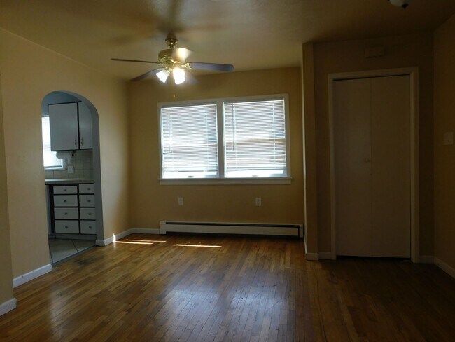 Building Photo - 1340 Orchard Ave
