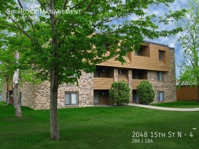 Building Photo - 2048 15th St N