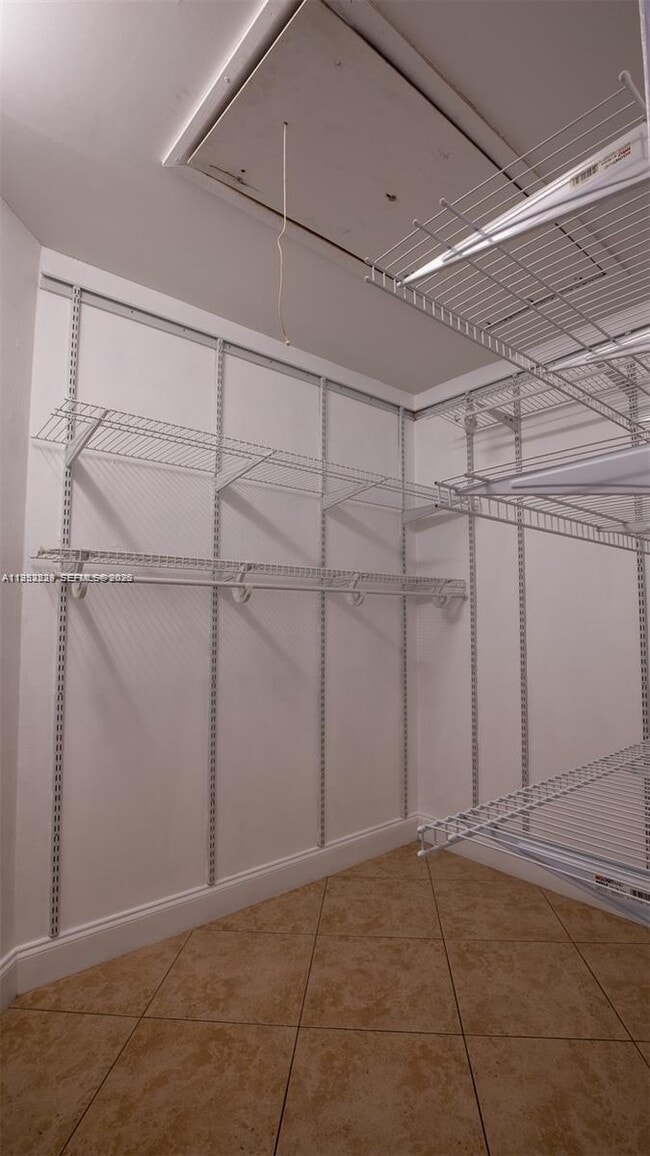 Building Photo - 14206 SW 97th Terrace