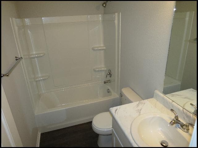 Building Photo - 1935 Auburn Hills Dr