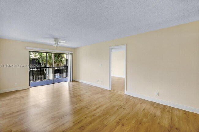 Building Photo - 1256 S Military Trail