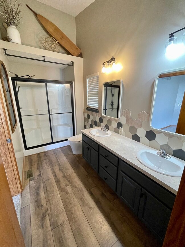 Building Photo - 144 Harmony Cir