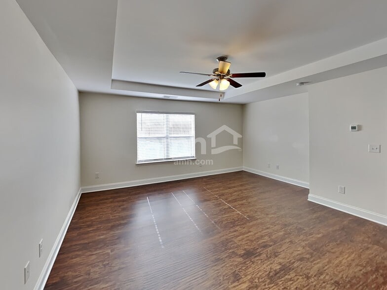 Building Photo - 3588 Okelly Dr