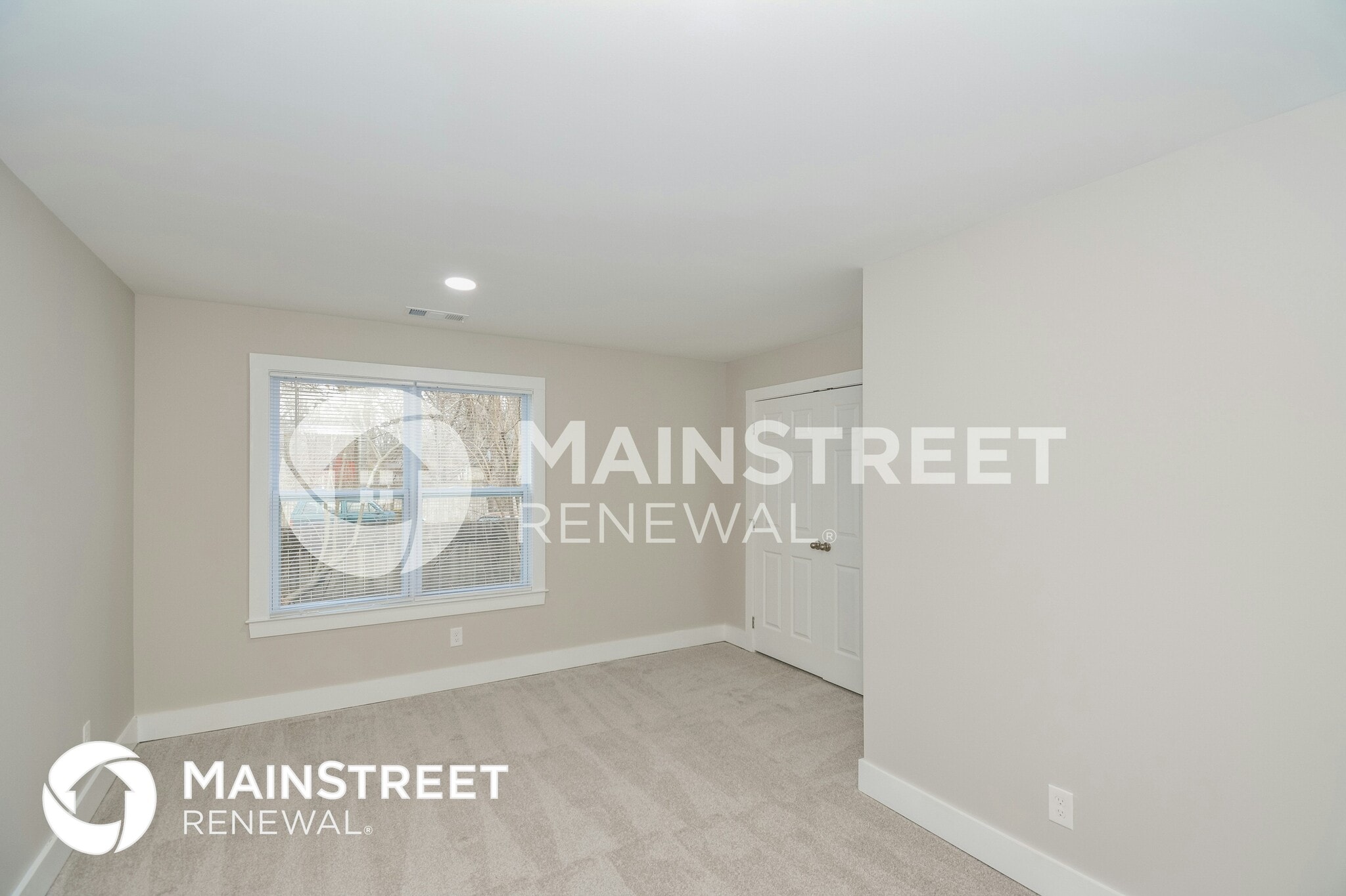 Building Photo - 115 Green Meadow Dr