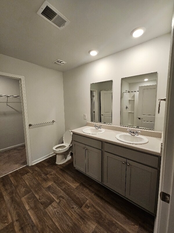 Building Photo - 4599 Palm View Cir