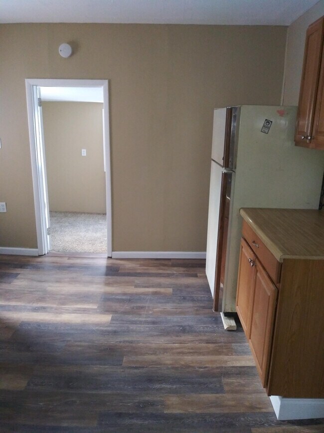 Primary Photo - 15 Garrow St