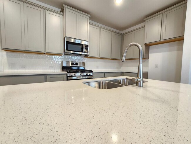 Building Photo - 202 Doodle Ln