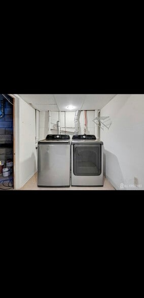 Building Photo - 177 Bexley Ln