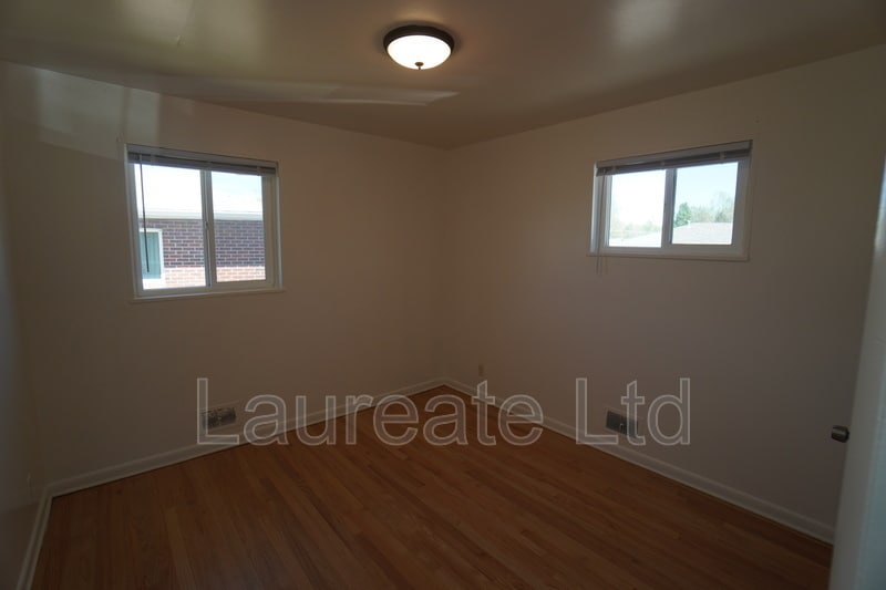 Building Photo - 4475 E Yale Ave