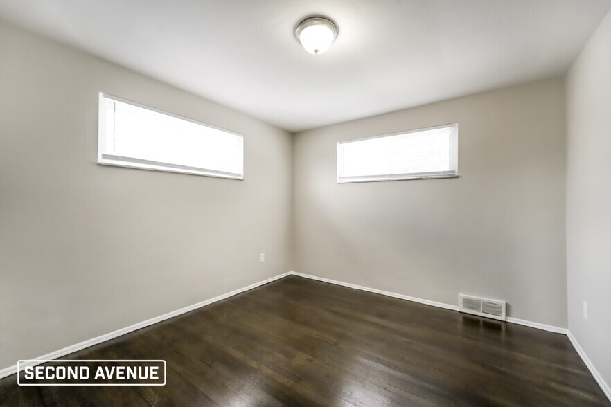 Building Photo - 415 College Park Dr
