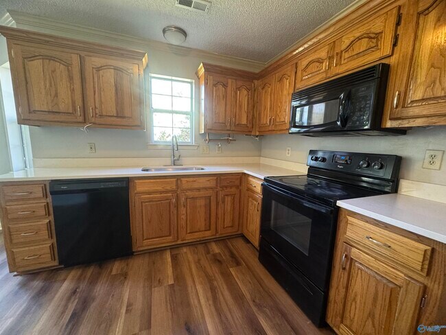 Building Photo - 138 Medicine Bend Dr