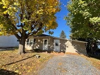 Building Photo - 9 E North St