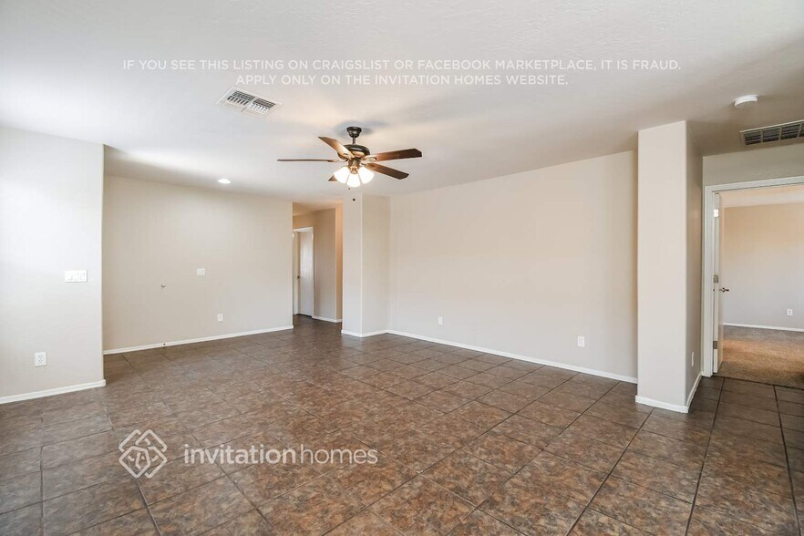 Building Photo - 256 W Angus Rd