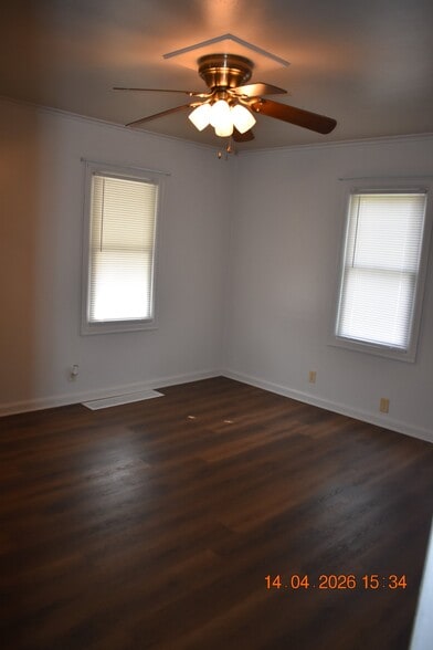 Building Photo - 5705 Fontenelle Blvd