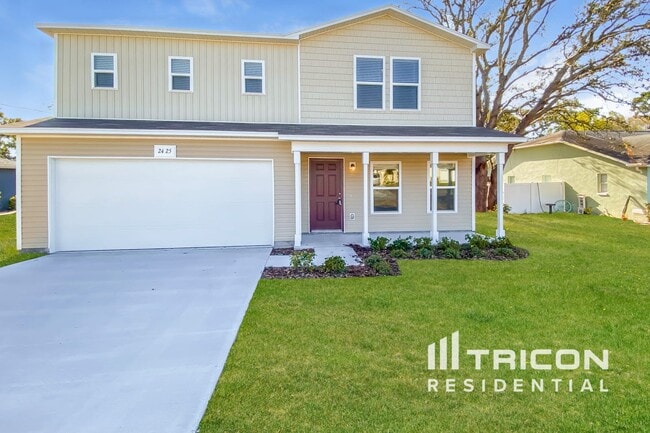 Building Photo - 2425 Lake Forest Ave