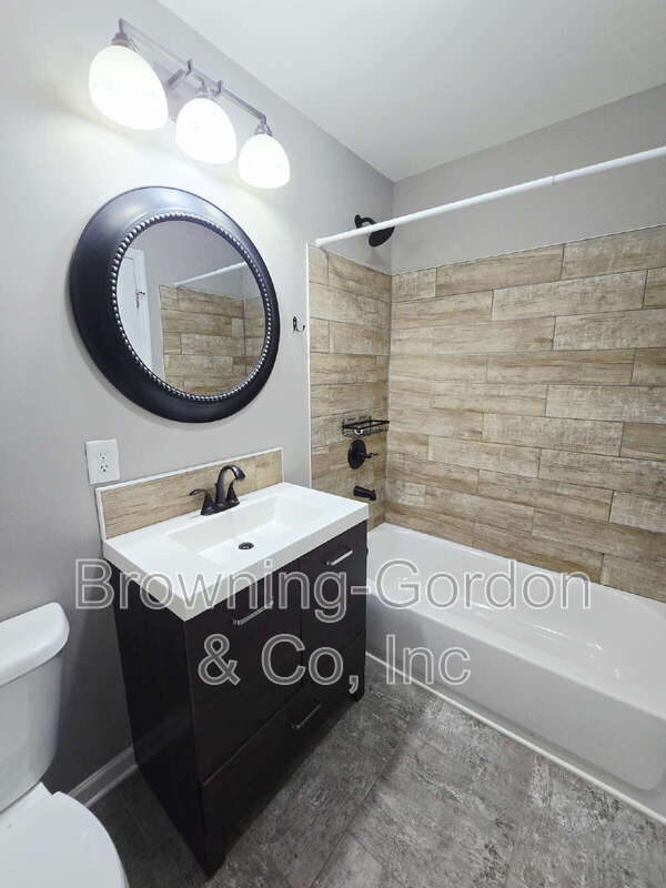 Building Photo - 3411 Cocoa Dr