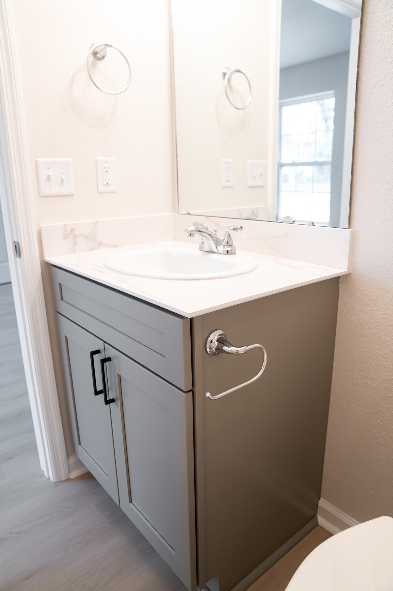 Bathroom - 805 Martin St