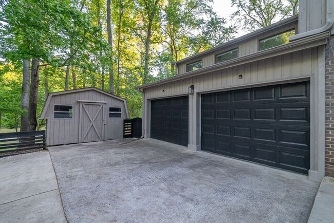 Building Photo - Spacious 4-Bedroom Mint Hill Retreat with Fireplace, 2-Car Garage & 3,600+ Sq Ft