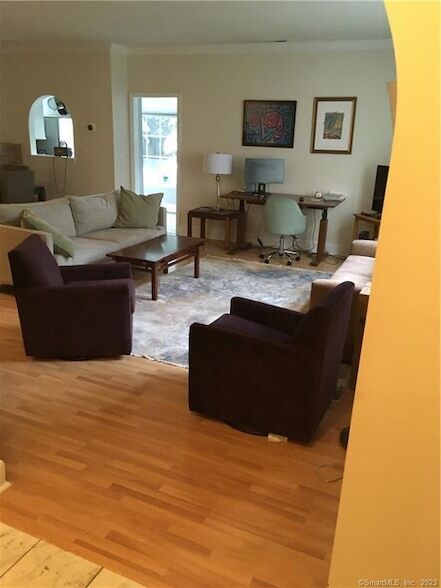 Building Photo - 34 Woodland St