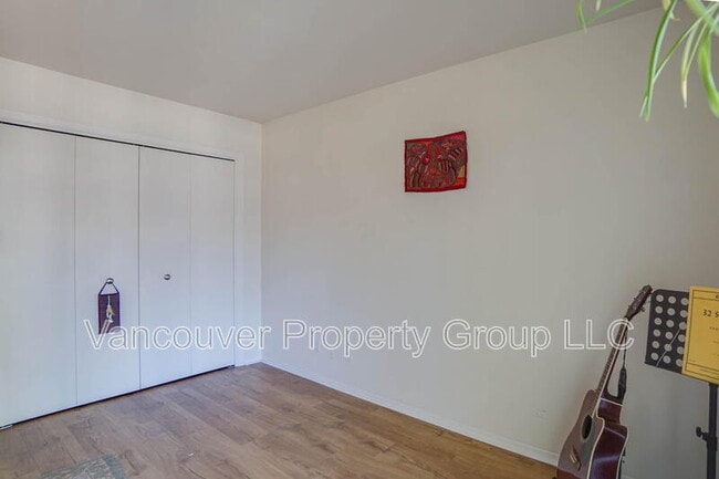 Building Photo - 13210 SE 7th St