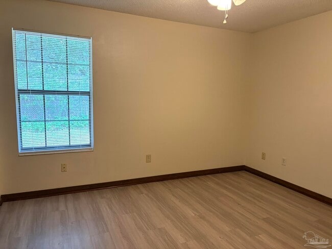 Building Photo - 2886 Villa Woods Cir