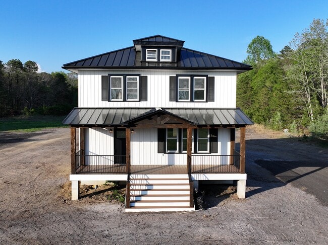 Building Photo - 707 Tuckahoe Rd