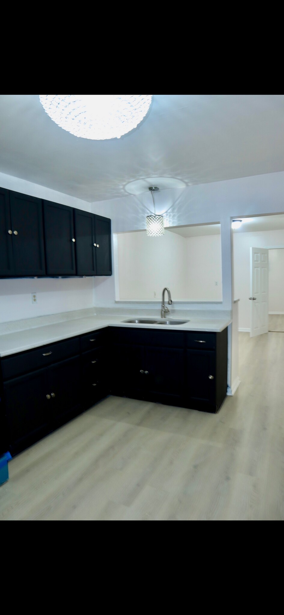 Building Photo - 2314 S Hoyne Ave