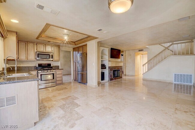 Building Photo - 2394 Millcroft Dr