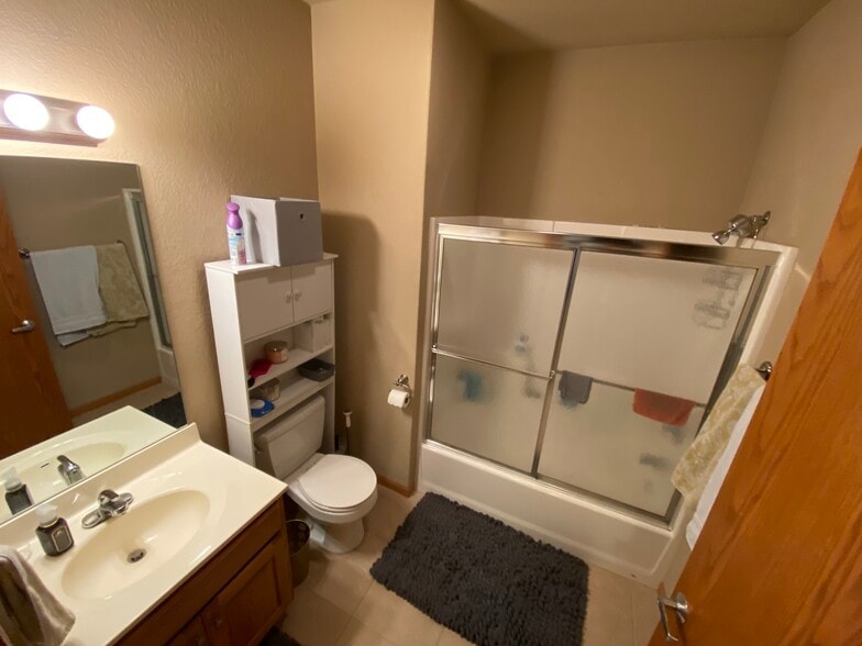 Building Photo - 1203 Thurston St