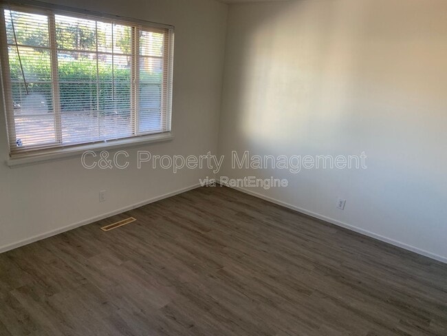 Building Photo - 1699 S Blaney Ave