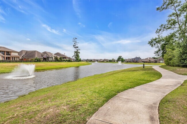 Building Photo - 32117 Magnolia River Trl
